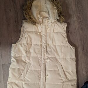 Reitmans Cream Hooded Vest with Faux Fur Trim